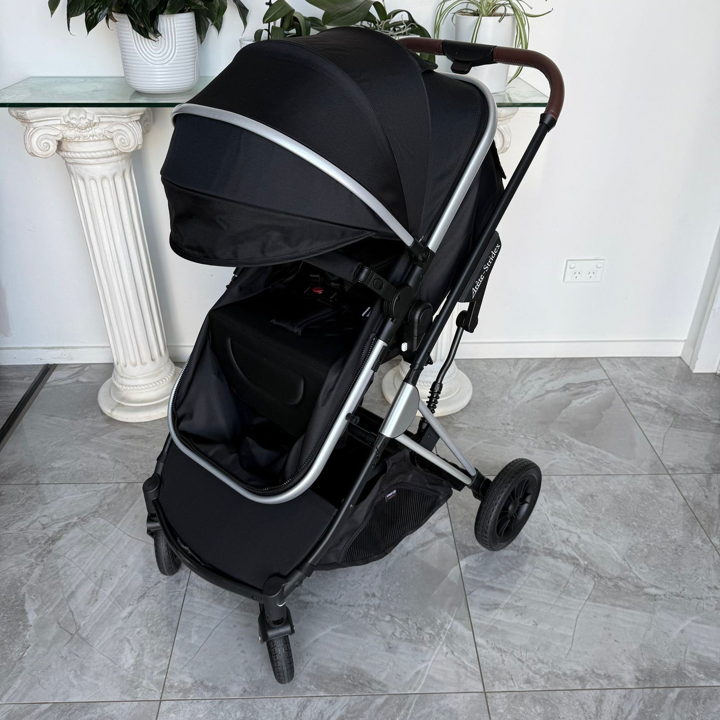 Stridex 3-in-1 Baby Stroller Travel System – with Crown Capsule & Base