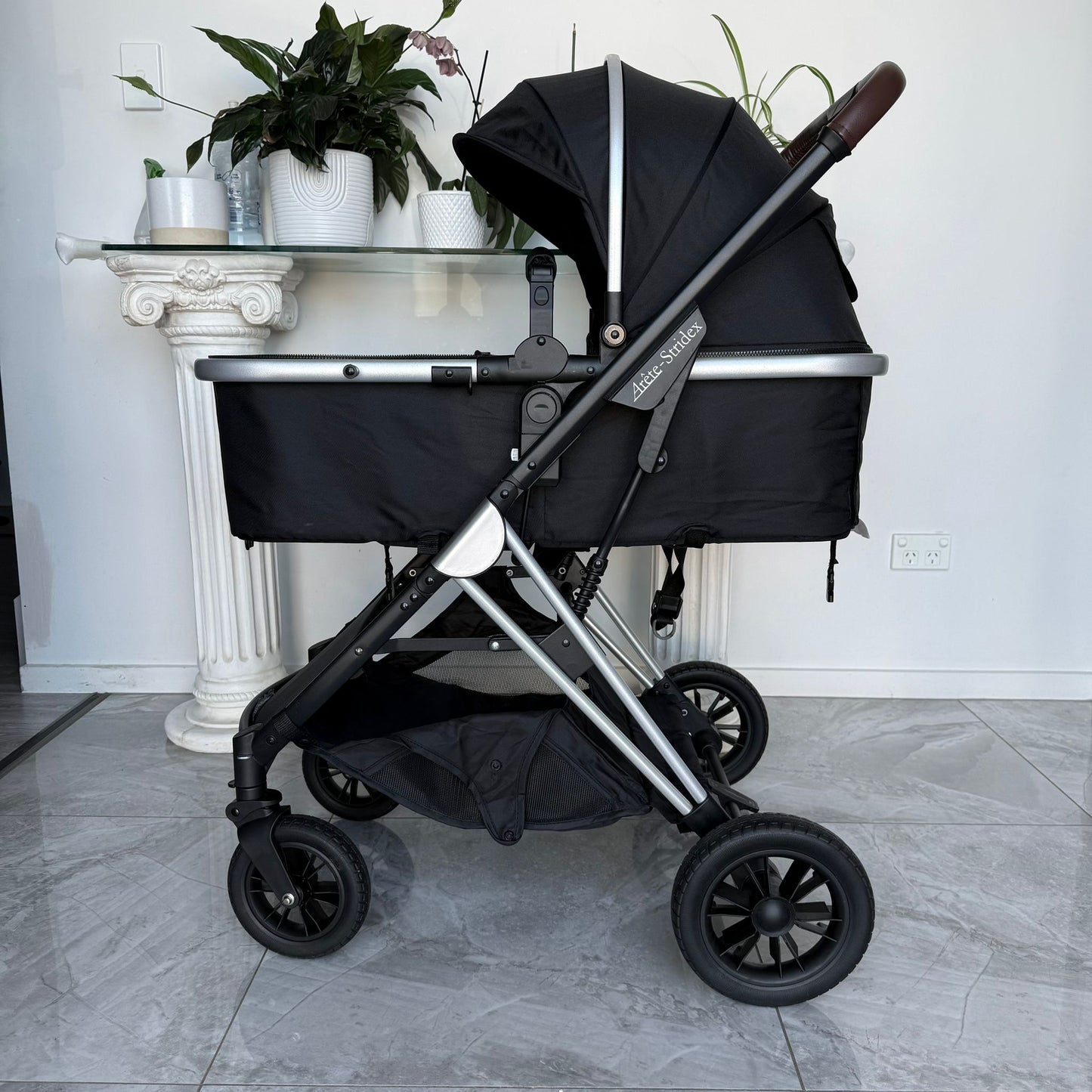 Stridex 3-in-1 Baby Stroller Travel System – with Crown Capsule & Base