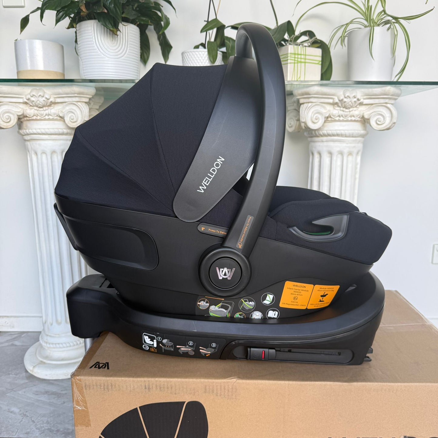 Stridex 3-in-1 Baby Stroller Travel System – with Crown Capsule & Base