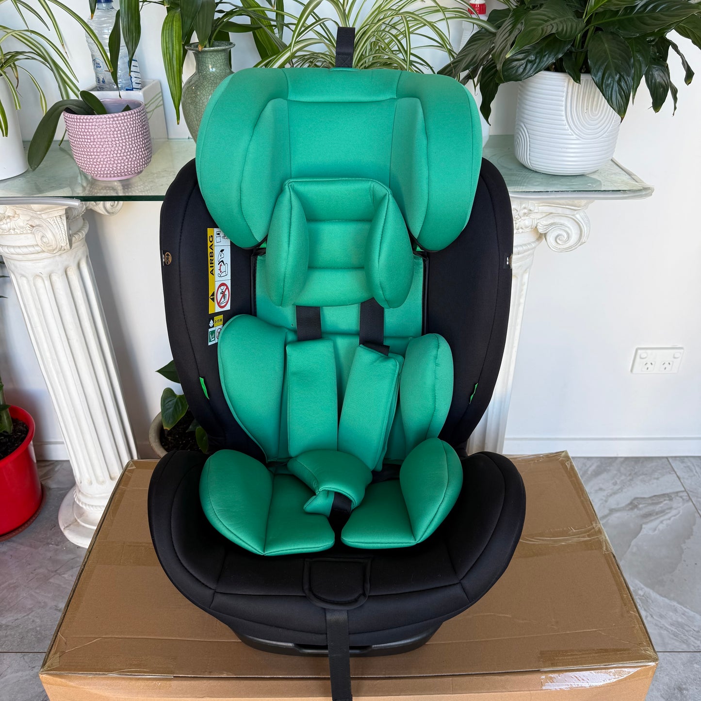 The Orbit Green - I-Size 360 Rotational Baby Car Seat - Newborn to 12 Years Old