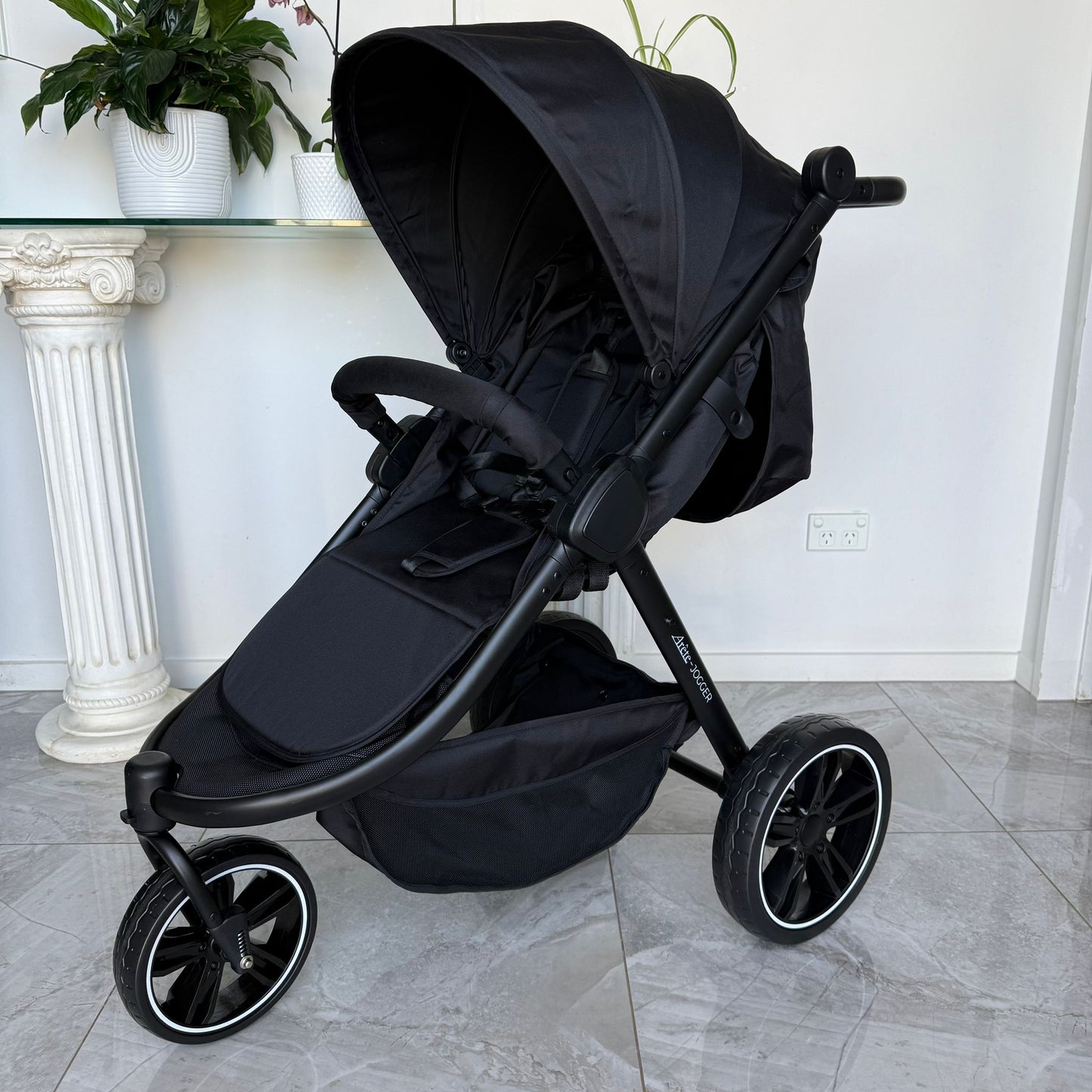 Arete - Jogger Travel System With Capsule