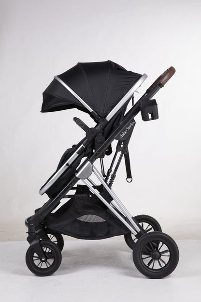 Arête Stridex 3-in-1 travel system in black with capsule