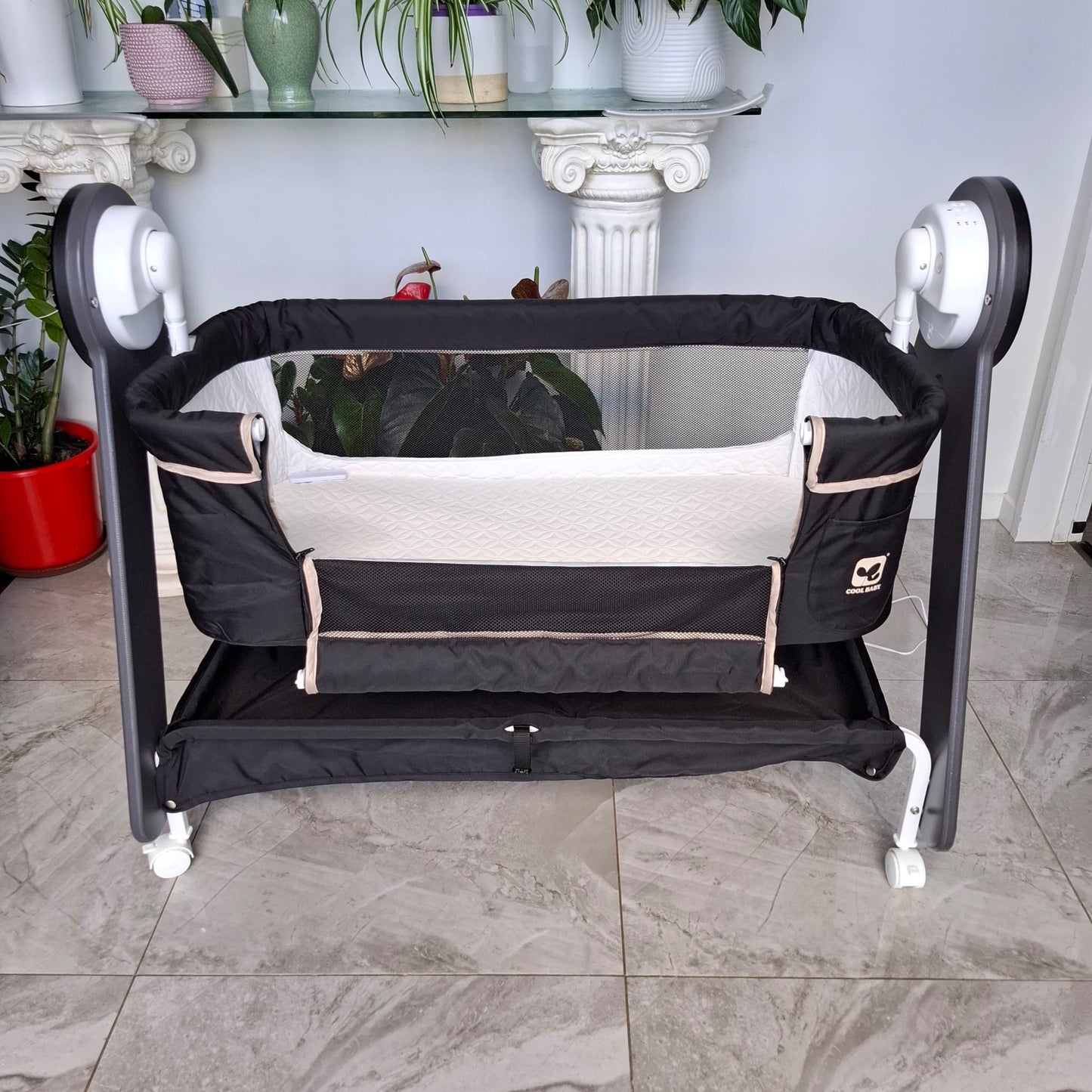 Automatic Rocking Bassinet with Blue Tooth, Music and Night Light in Black