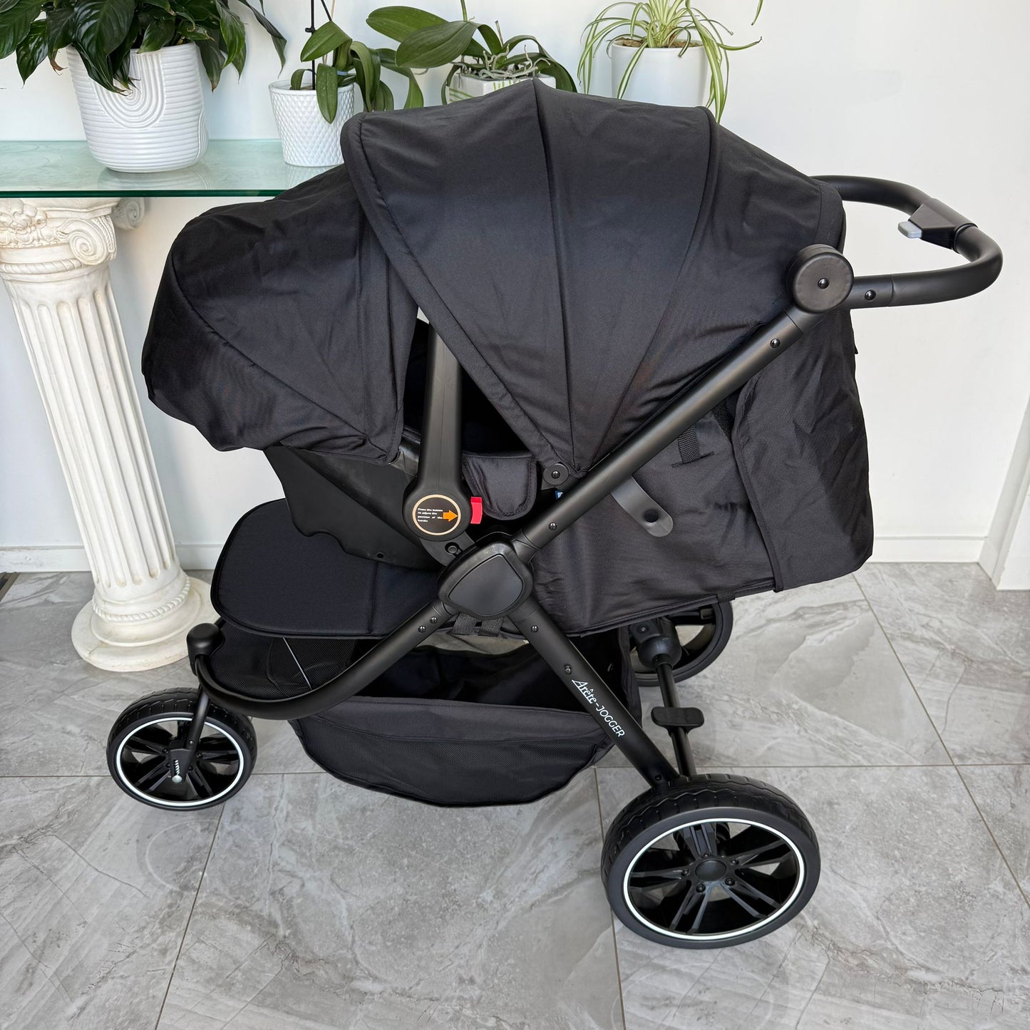 Arete - Jogger Travel System With Capsule
