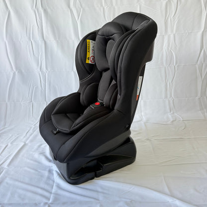 Arête Vesta convertible car seat 0-4 years in black