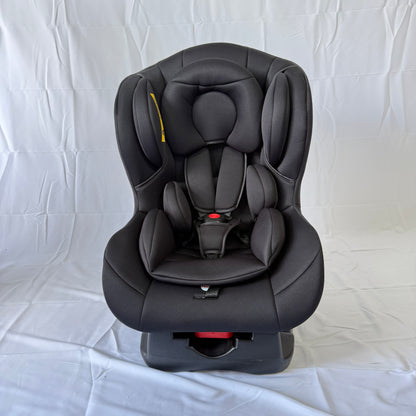 Arête Vesta convertible car seat 0-4 years in black